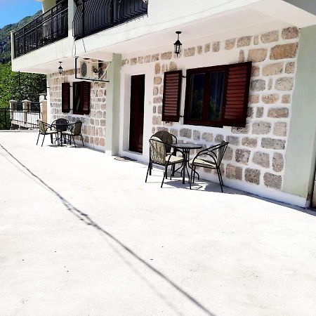 Apartman A&V Kotor Eksteriør billede
