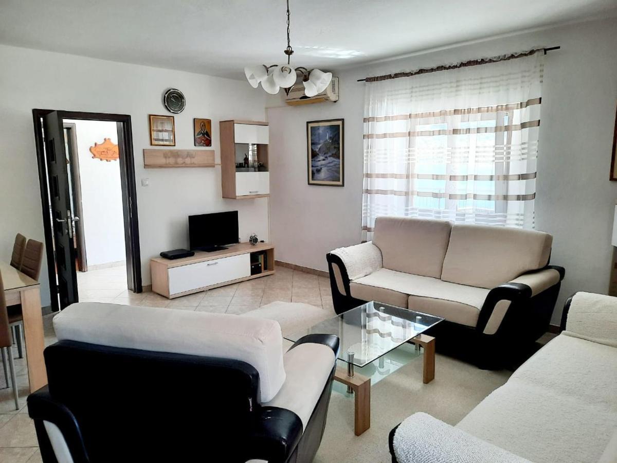 Apartman A&V Kotor Eksteriør billede
