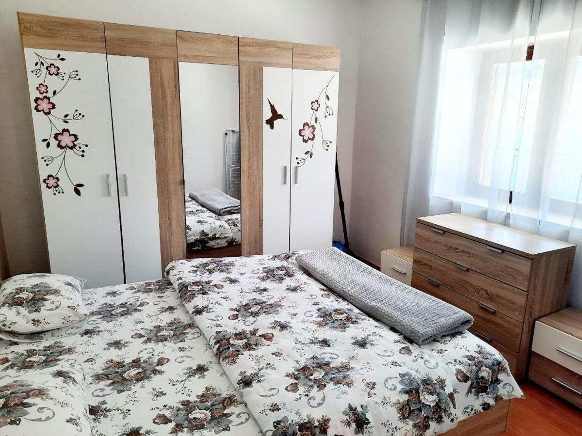 Apartman A&V Kotor Eksteriør billede
